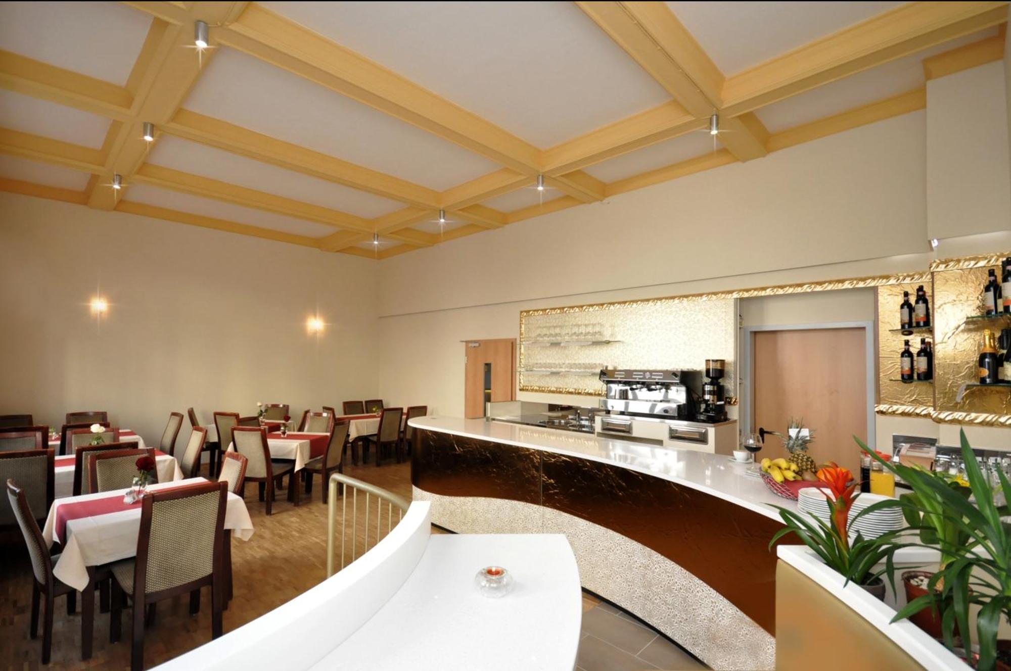 Hotel Bova Frankfurt am Main Luaran gambar