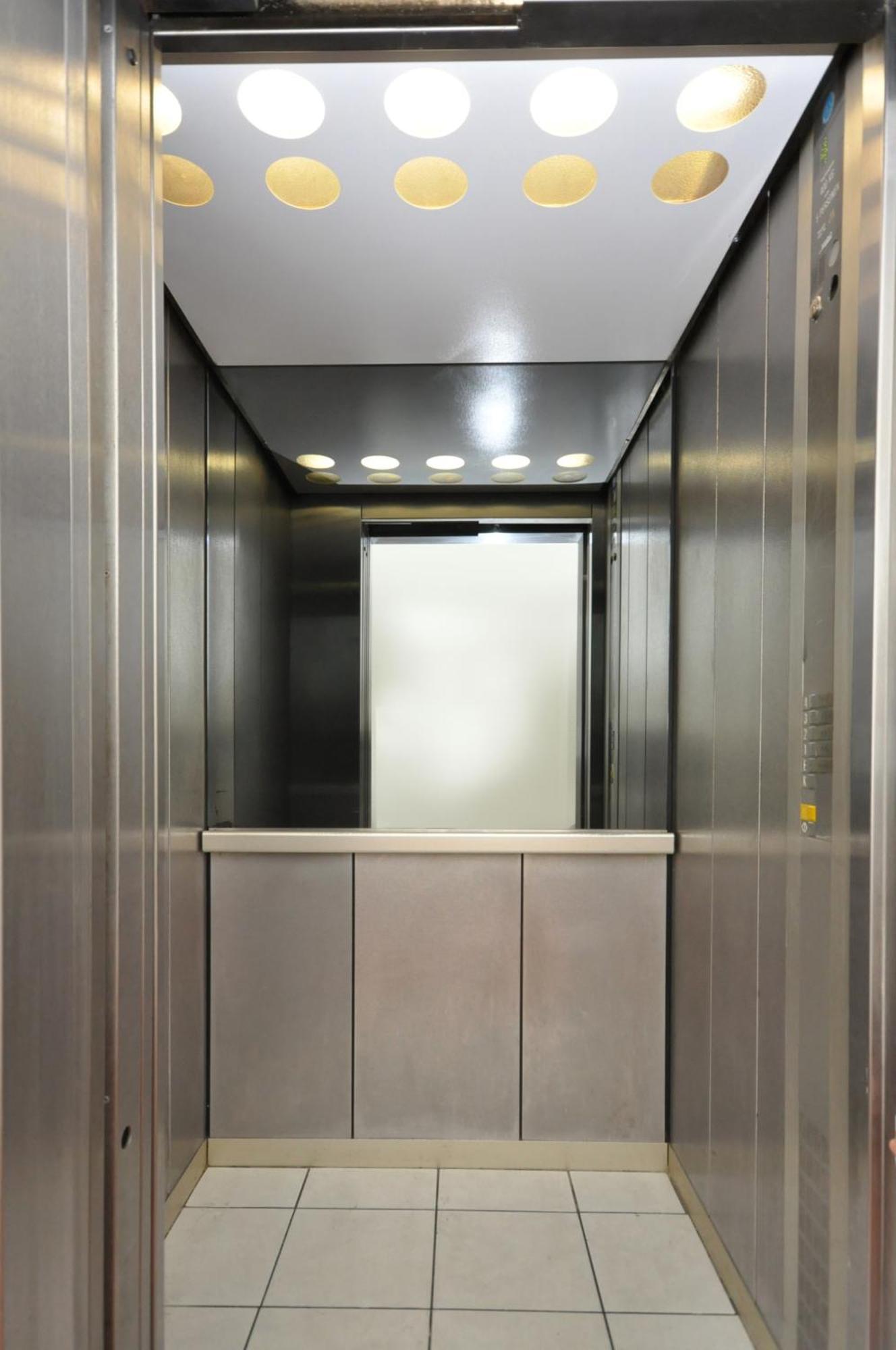 Hotel Bova Frankfurt am Main Luaran gambar