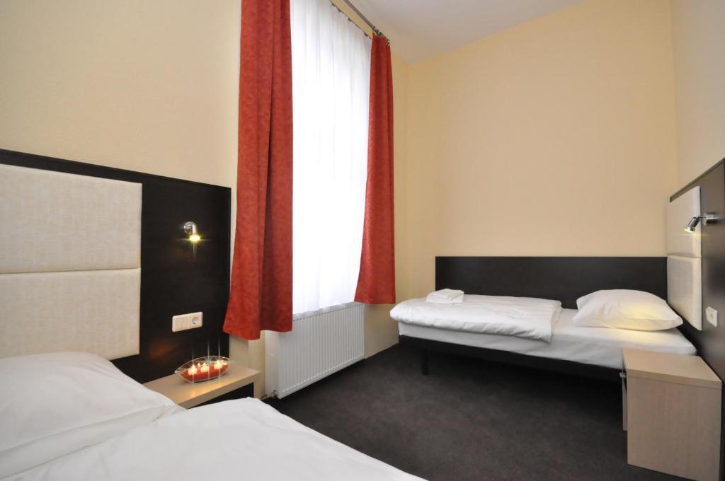 Hotel Bova Frankfurt am Main Bilik gambar